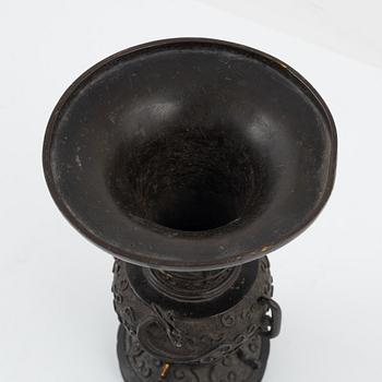 A Japanese bronze vase and censer with cover, Meiji period (1862-1912).