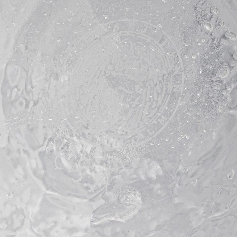 Carina Seth Andersson, vaser, ett par, glas "Dagg", Firma Svenskt Tenn,