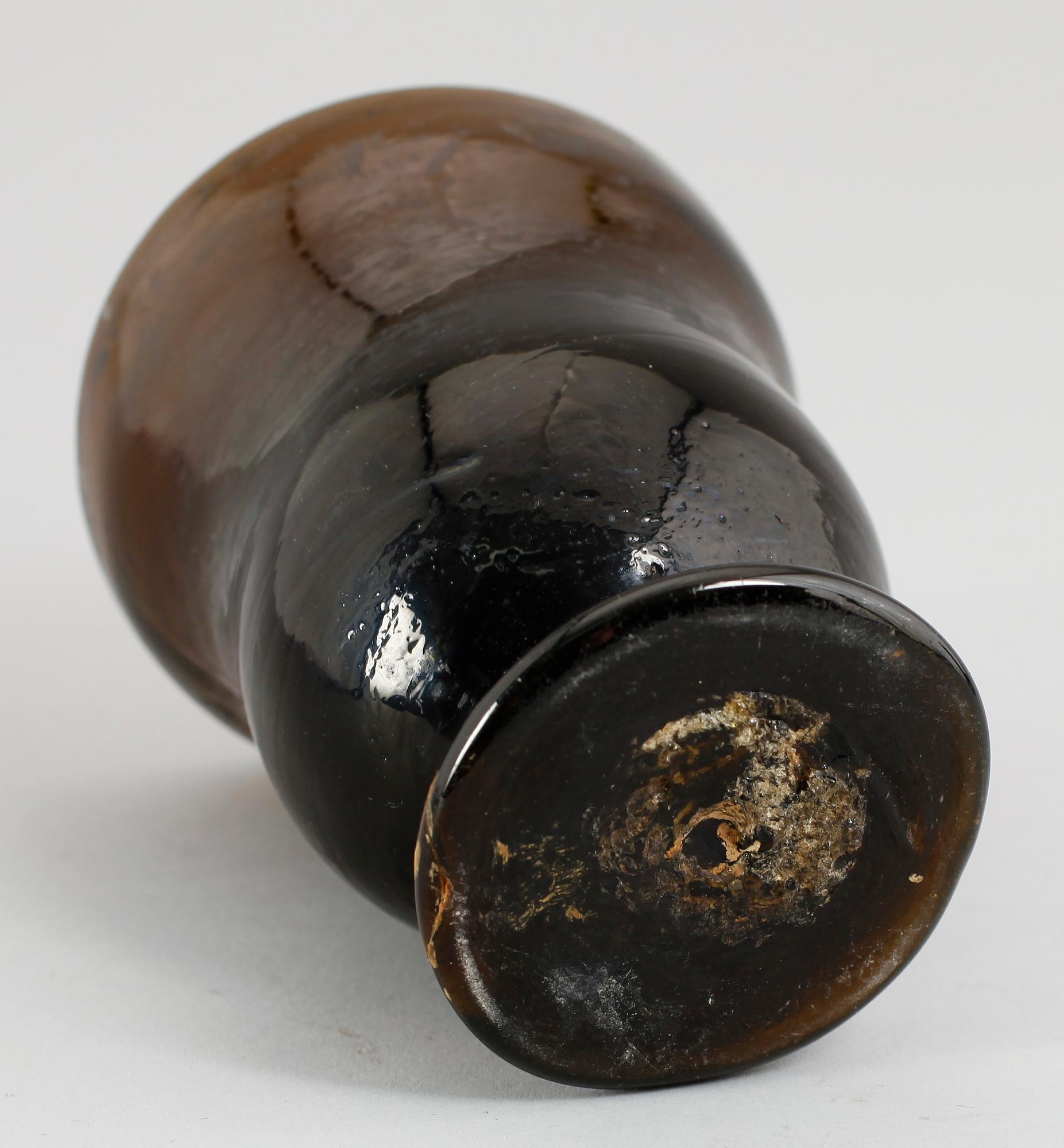 MORTEL, brunt glas, 1800-tal.
