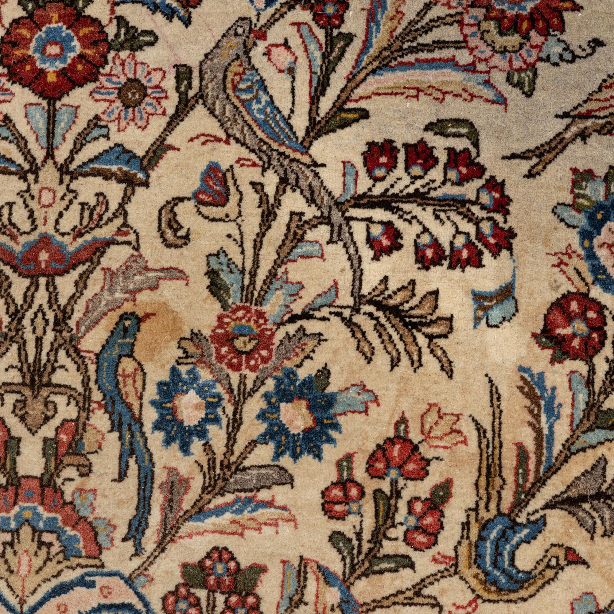 Matta, orientalisk, figural, ca 138 x 212 cm.