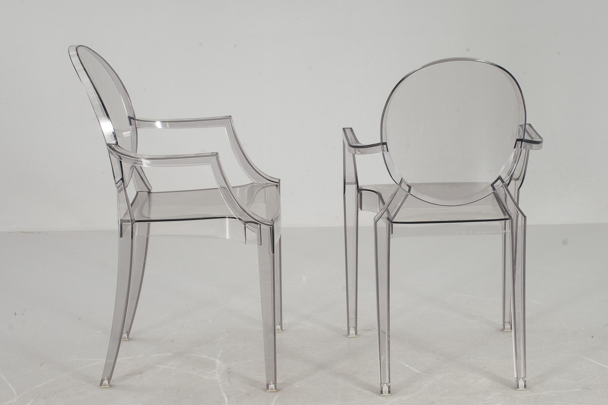 KARMSTOLAR, ett par, "Louis Ghost", Philippe Starck för Kartell, 1900-/2000-tal.