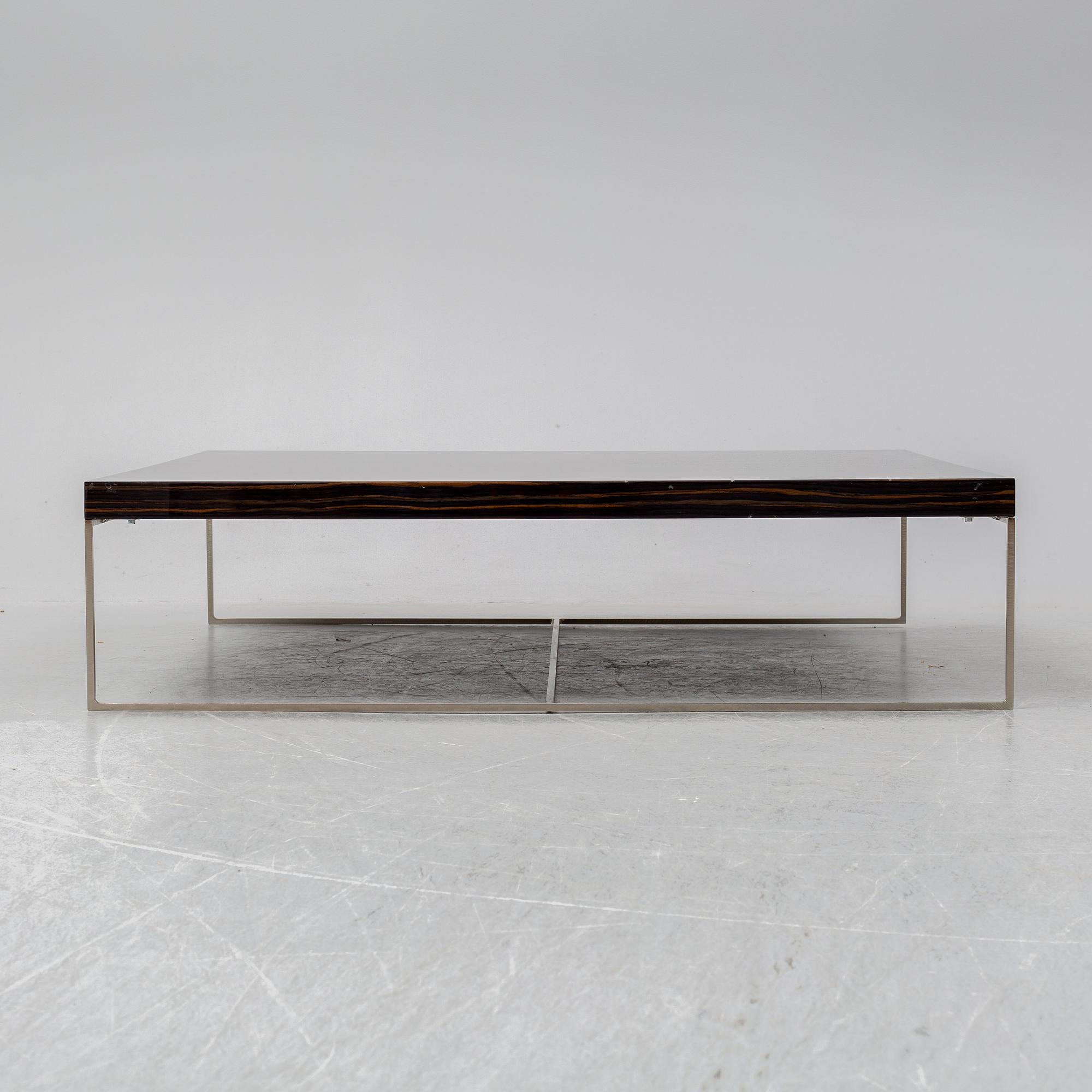 RODOLFO DORDONI, a 'Calder' coffee table from Minotti, Italy.
