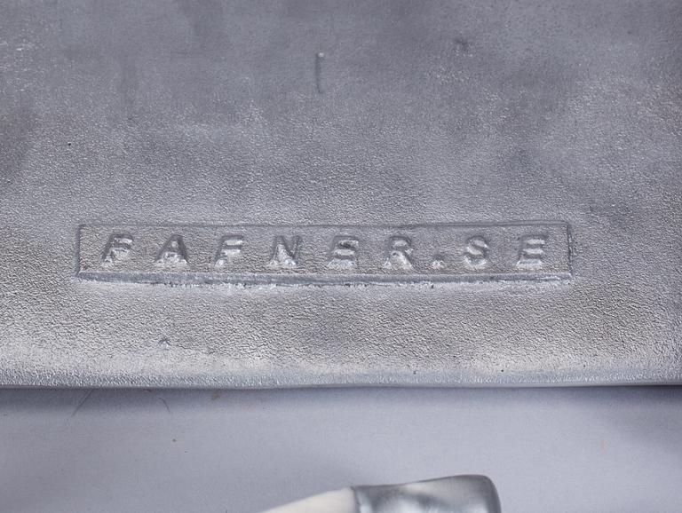 VÄGGPALLAR, ett par, Fafner, 1900-talets andra hälft.