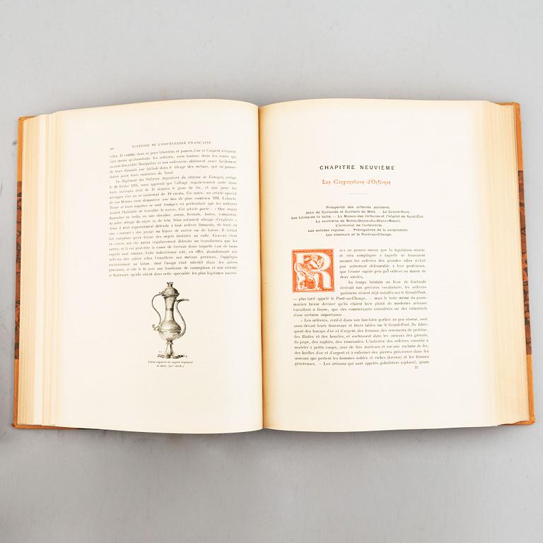 Books, 4+1 "Le Poincon de Paris", av Henry Nocq, Paris 1926-1931 and "Histoire de l'Orfèvrerie Française", Paris 1896.