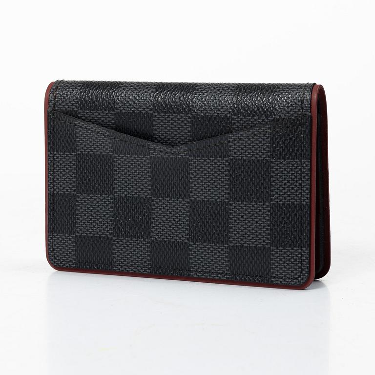 Louis Vuitton, wallet.