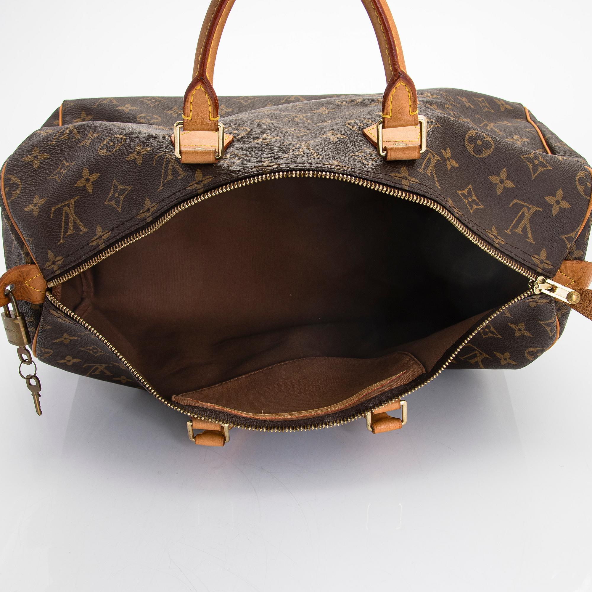 Louis Vuitton, a Monogram Canvas 'Speedy 40' bag.