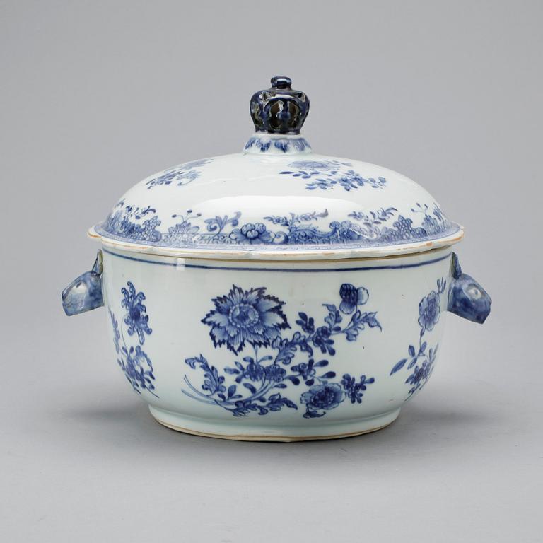TERRIN, porslin, Kina, Qing dynastin, Qianlong, (1736-1795).