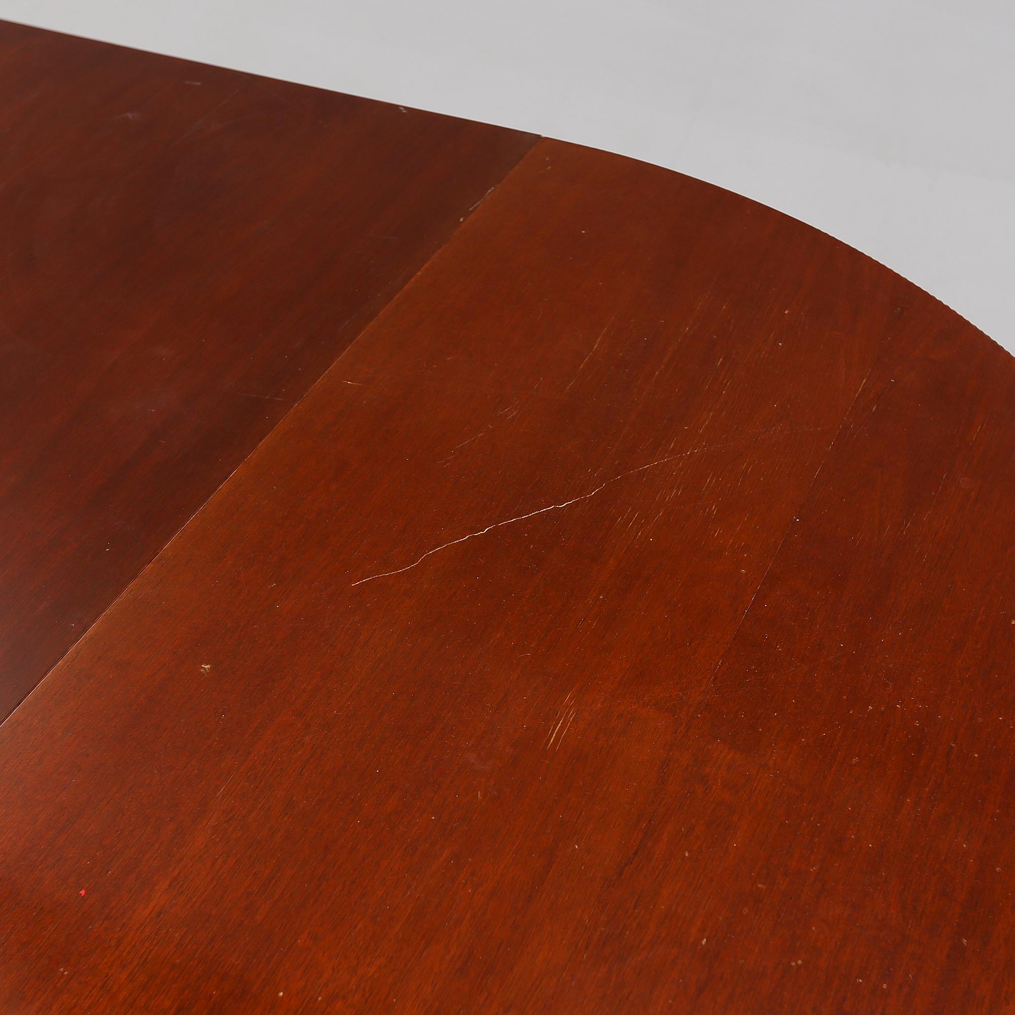 MATBORD, gustaviansk stil, 1900-talets andra hälft.