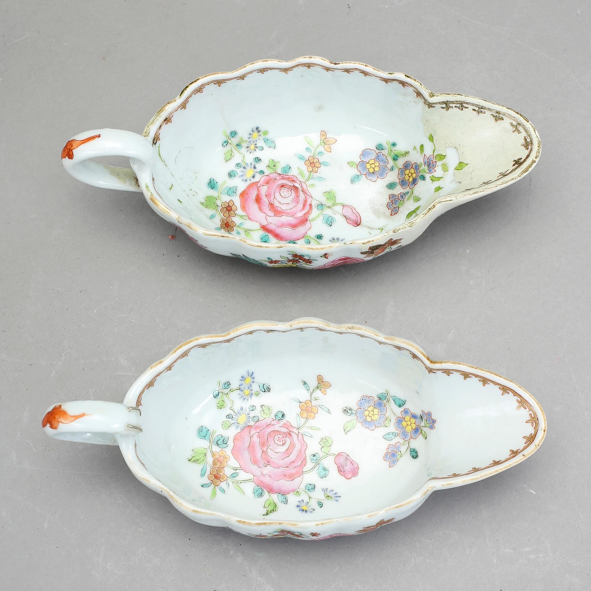 SÅSSNIPOR, ett par. Porslin, Kina, Qing dynastin, Qianlong, 1736-95.