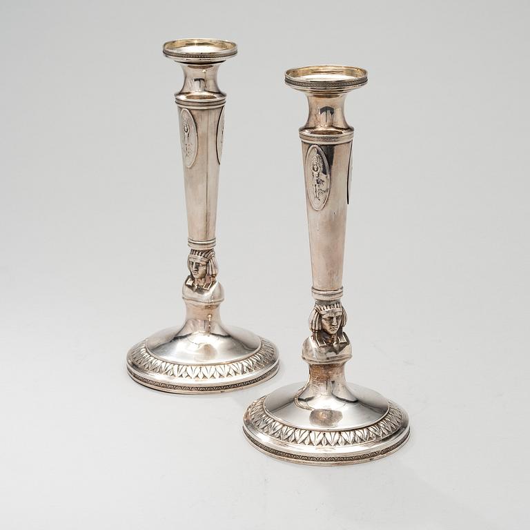 A PAIR OF CHANDLESTICKS, silver, Germany early 19th century, weight 580 g.