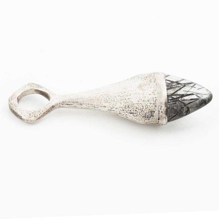 PA Lundahl-Terrs, a pendant in silver with rutilated quartz, Växjö 1966.