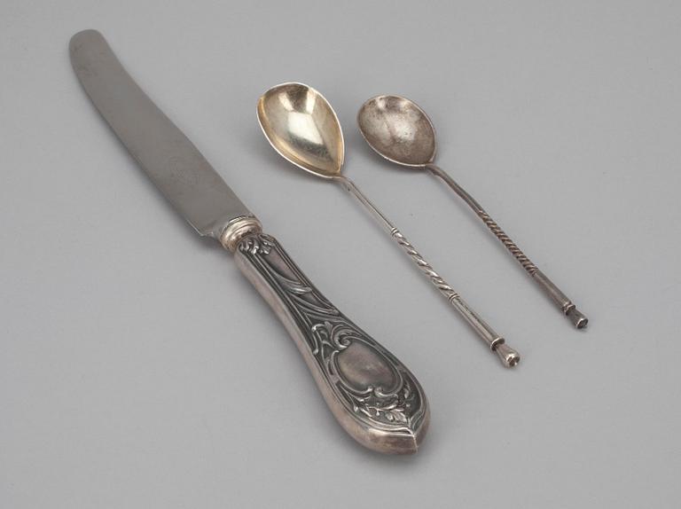 SKEDAR, 2 st, KNIV, silver, skedar 1899-1908, kniv 1908-1926, Ryssland. Vikt tot. 177 g.