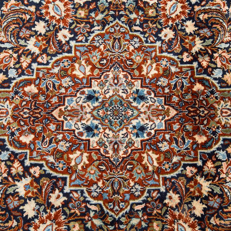 A Moud rug, eastern Iran, signed, approx. 151 x 230 cm.
