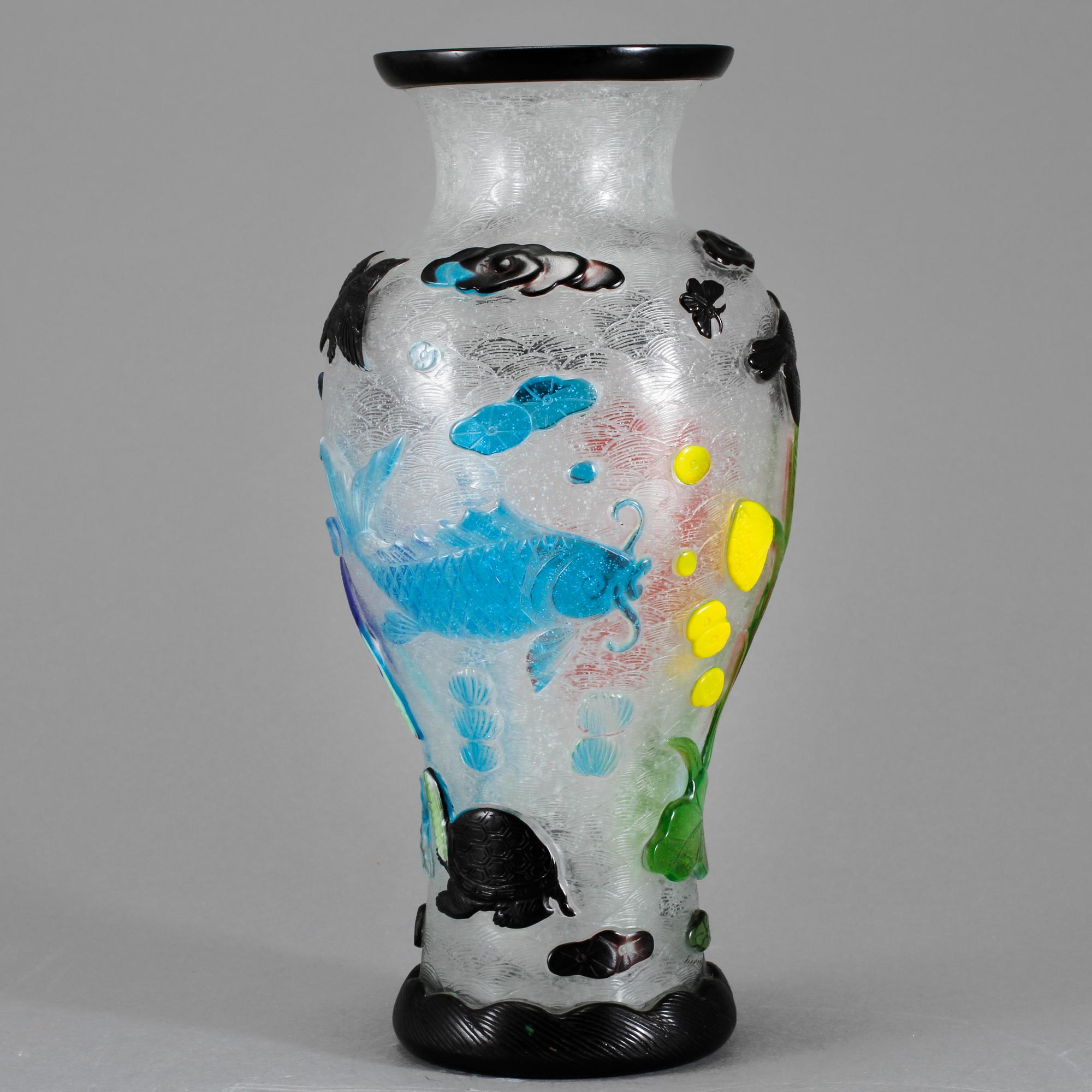 VAS, pekingglas, Kina, modern tillverkning.