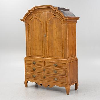 Skåp, rokoko, 1700-talets mitt.