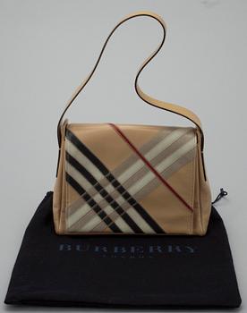 VÄSKA, Burberry.