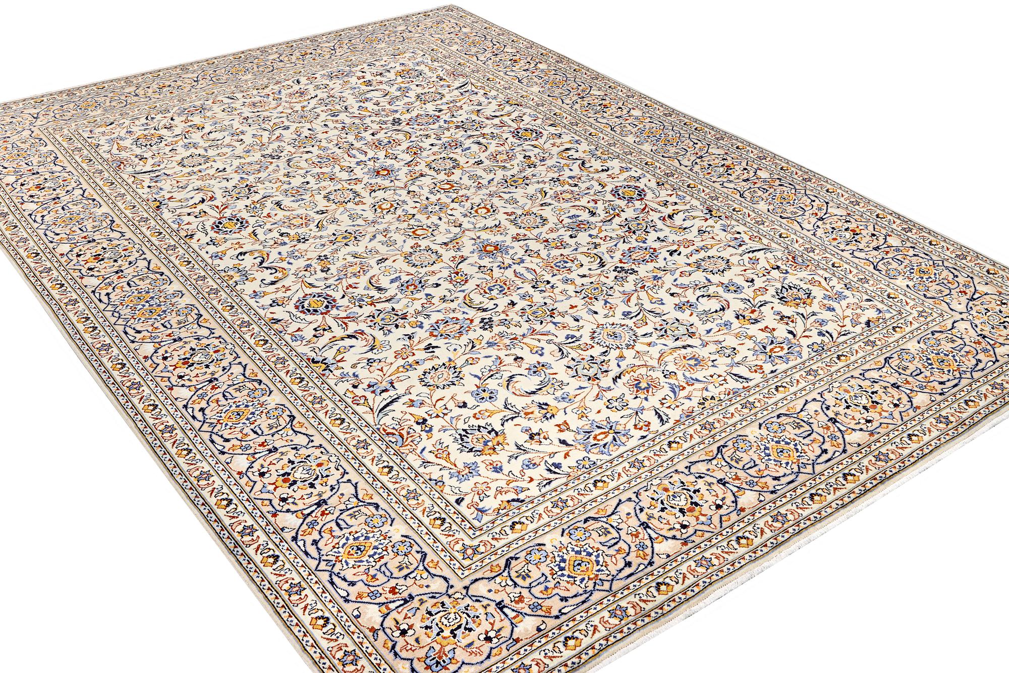 A Kashan carpet, c. 380 x 271 cm.