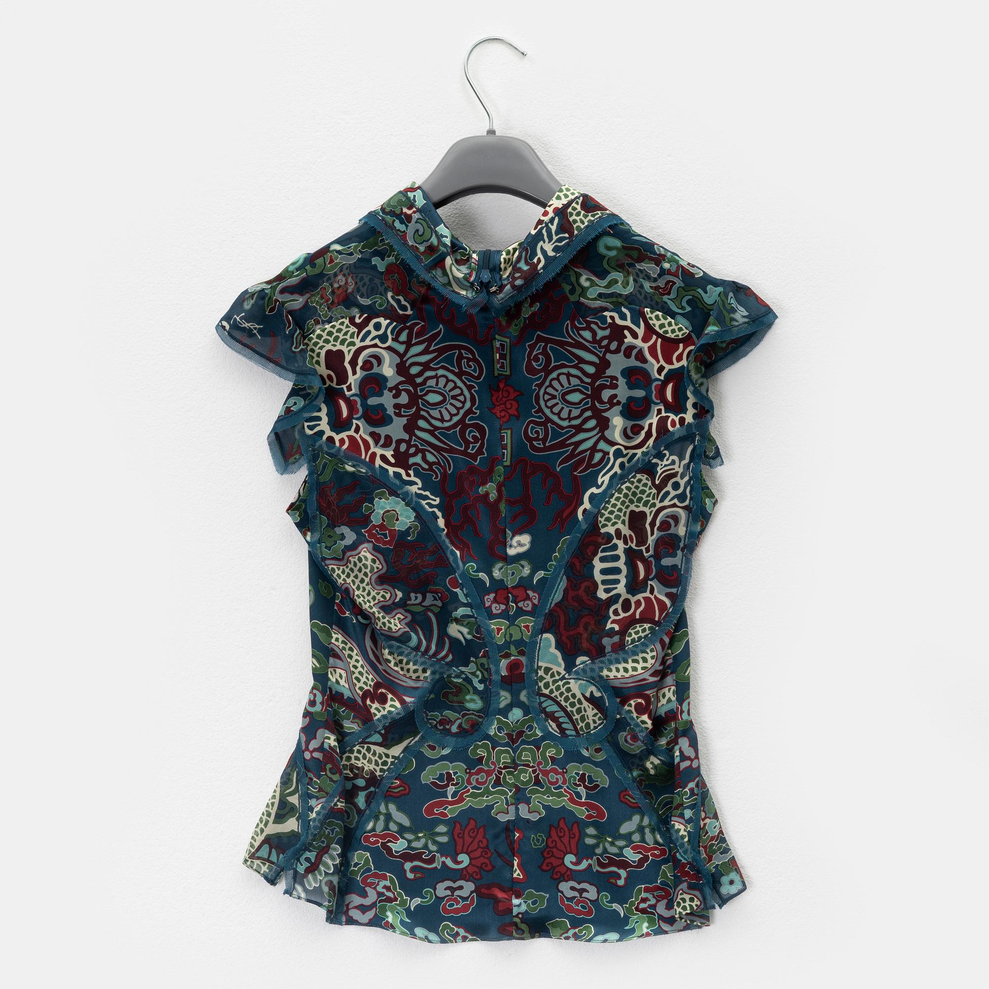 Yves Saint Laurent, blus, storlek 36.