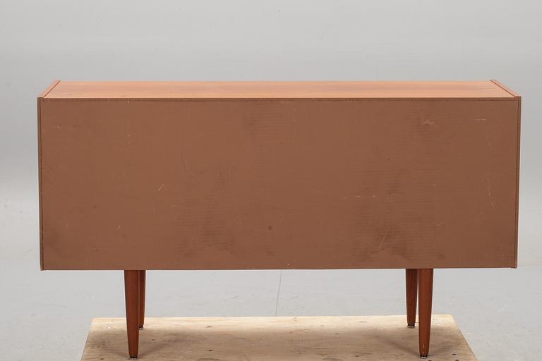SIDEBOARD, "Lyon",  Nils Jonsson, Troeds.