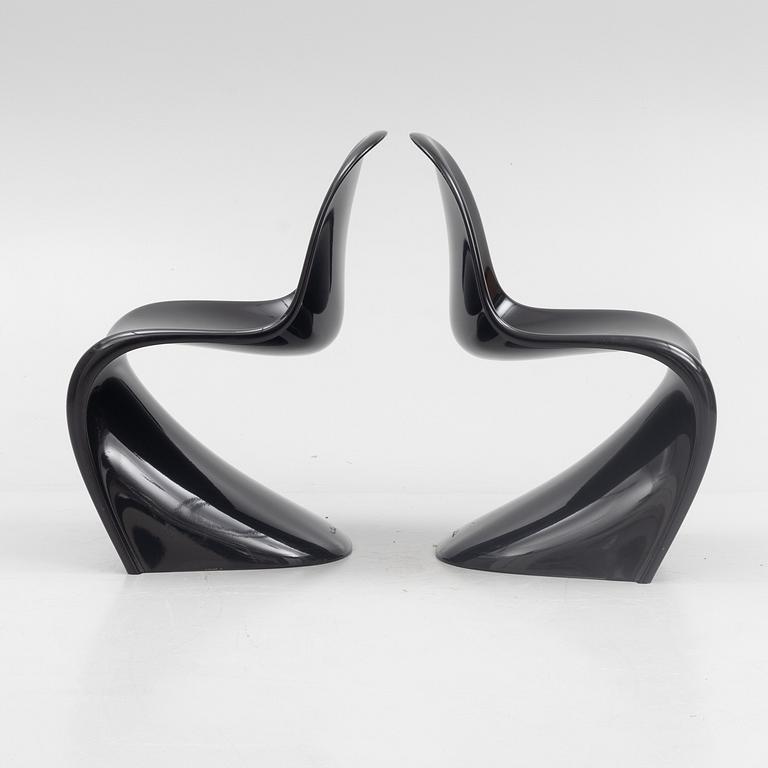 Verner Panton, stolar, ett par, "Panton Chair Classic", Vitra.