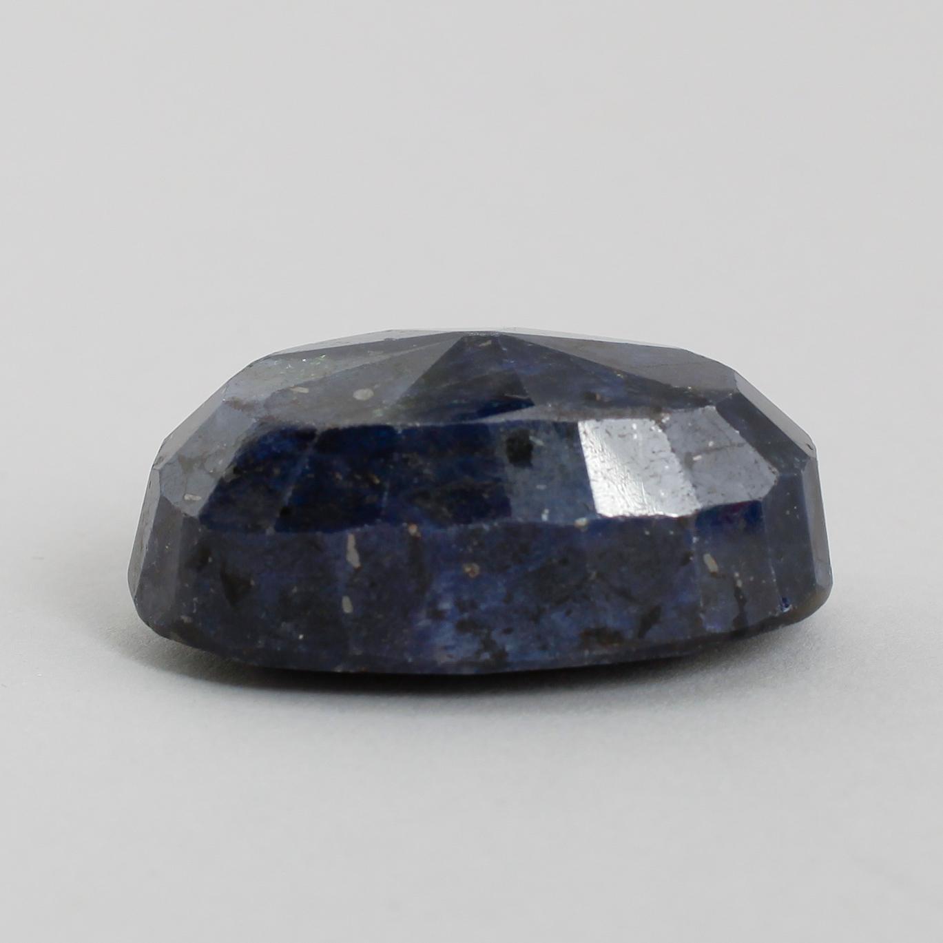 SAFIR, blå, 351.4 ct.
