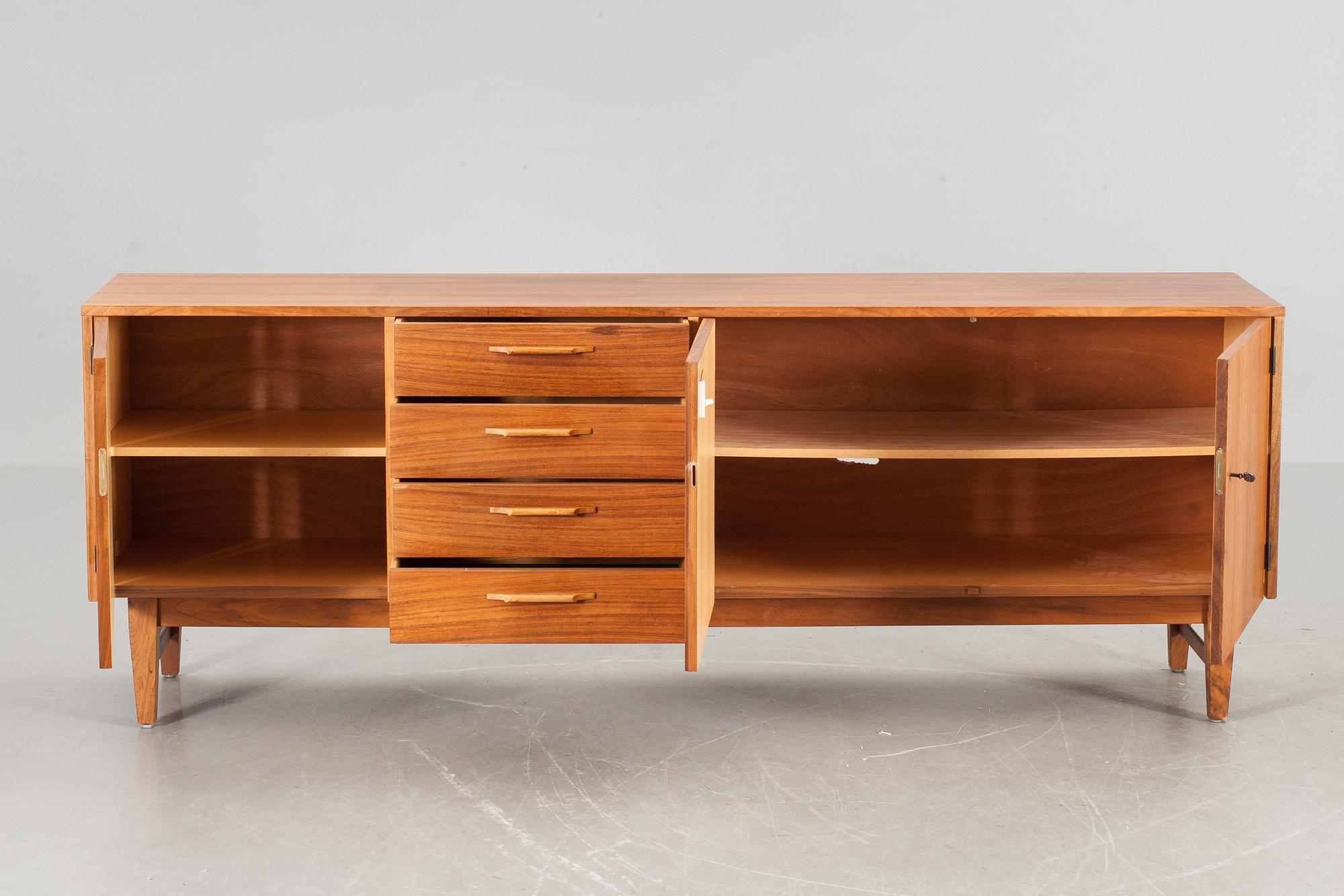 SIDEBOARD, 1960-tal.