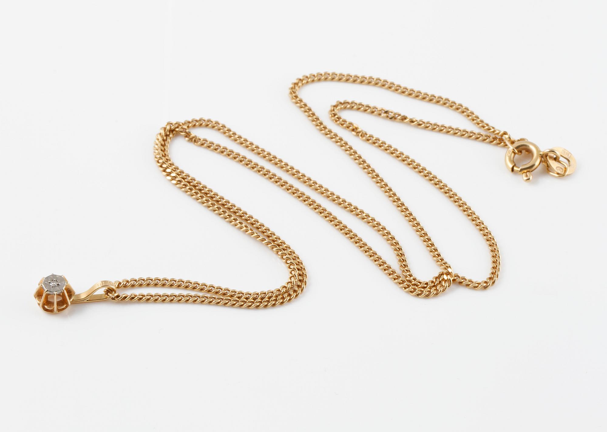 HÄNGE, 18K guld med liten åttkantslipad diamant, importstämplat.  Vikt 4,2 gram.