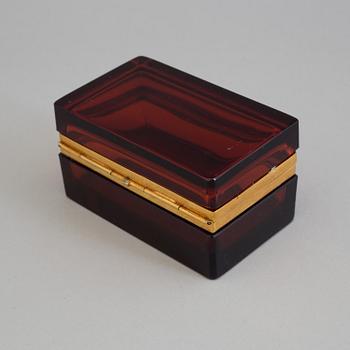 A glas box, 20th Century.