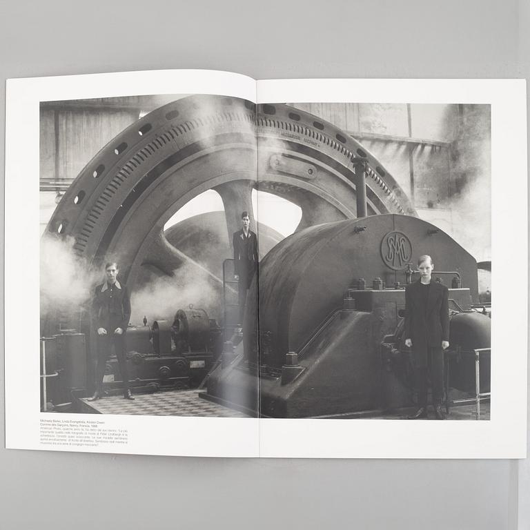 Olika konstnärer, "I grandi fotografi", Corriere della Serra, Milano, Italien, 2006.