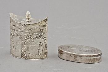 DOSOR, 2 st, silver, bl a Johan Mauritz Corth, Nyköping, 1837?, 1800/1900-tal. Vikt 120g.