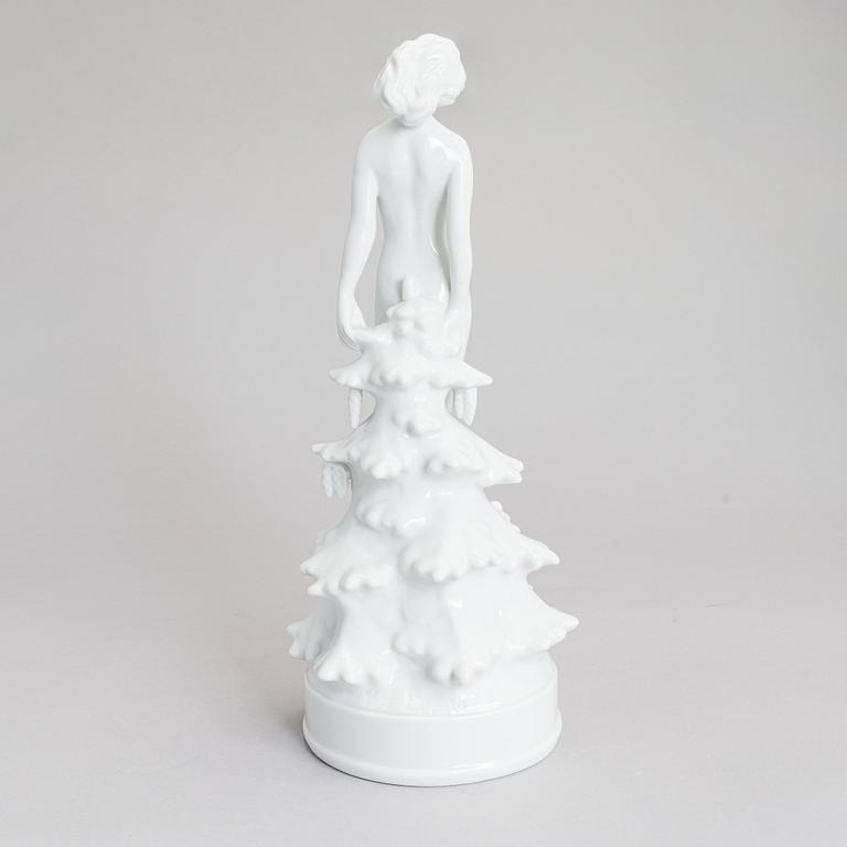 Yrjö Liipola, a porcelain sculpture Arabia, signed Yrjö Liipola -35.