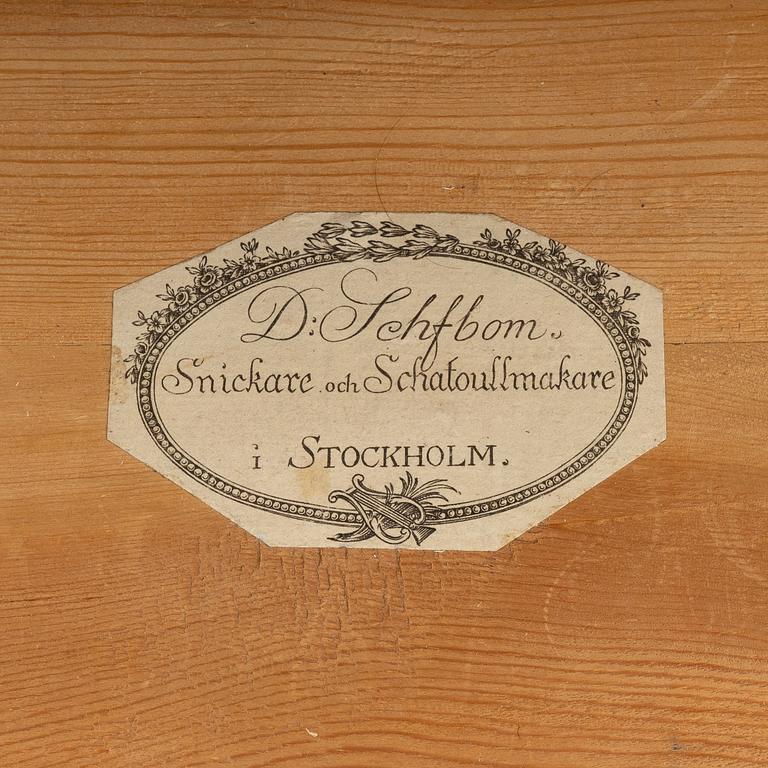 Chiffonier, empire, utförd av Daniel Sehfbom (mästare i Stockholm 1800-1837).