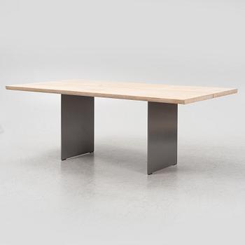Christian Troels & Jacob Plejdrup, matbord, specialbeställt, "Tree table modell 1404", dk3, Denmark.
