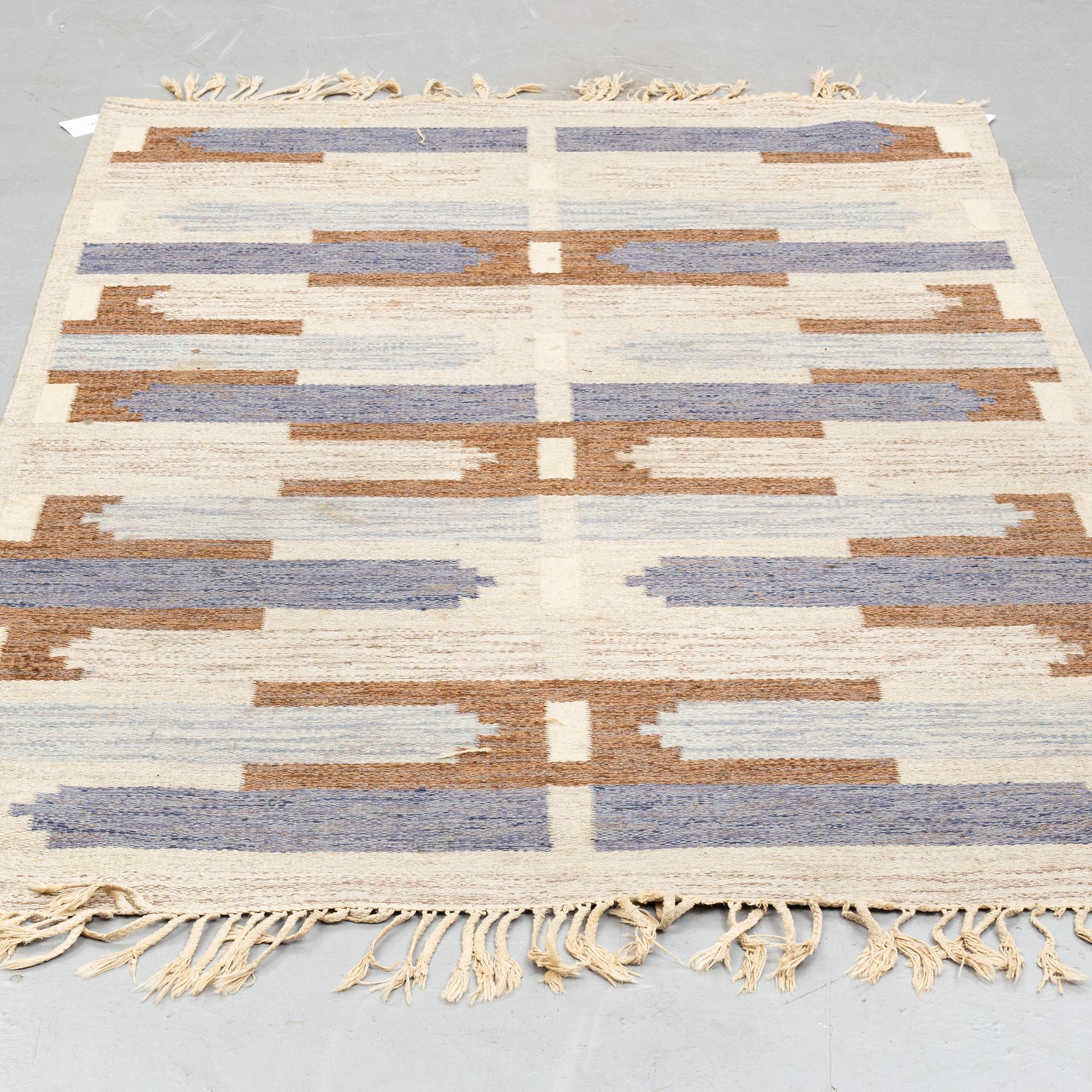 Mary Sandberg, a carpet, flat weave, ca 197 x 131 cm, signed MS KH.