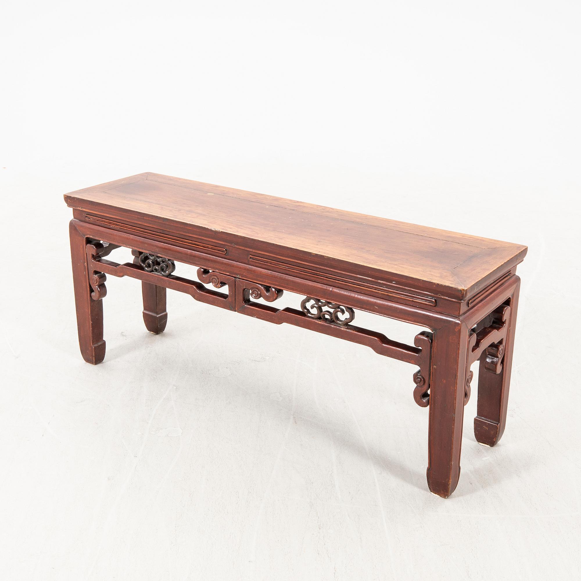 A Chinese 20th century hardwood table.