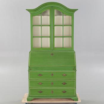 A vitrine cabinet from Ämells, second half of the 20th century.