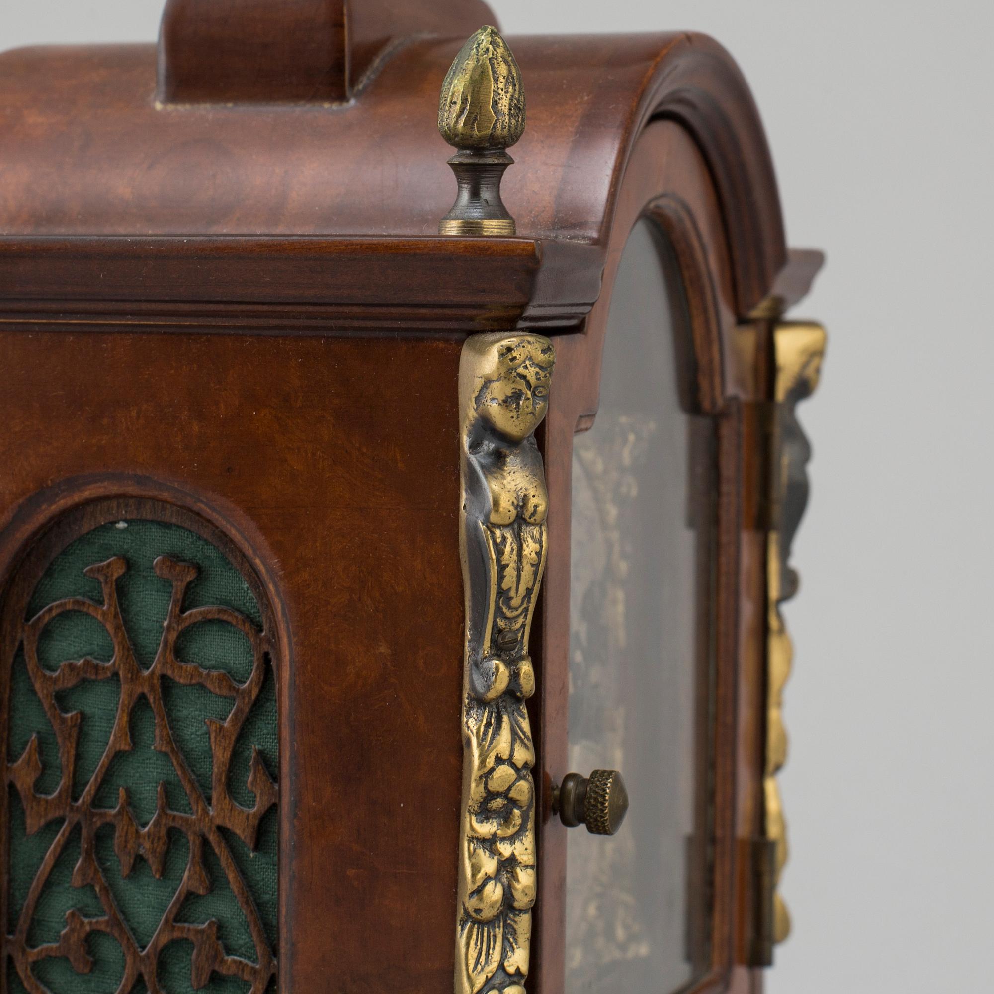 A second half of the 20th century mantel clock, John Thomas, London.