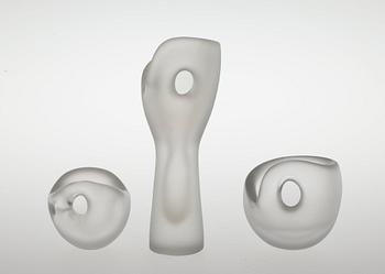 Timo Sarpaneva, A SET OF THREE GLAS SCULPTURES.