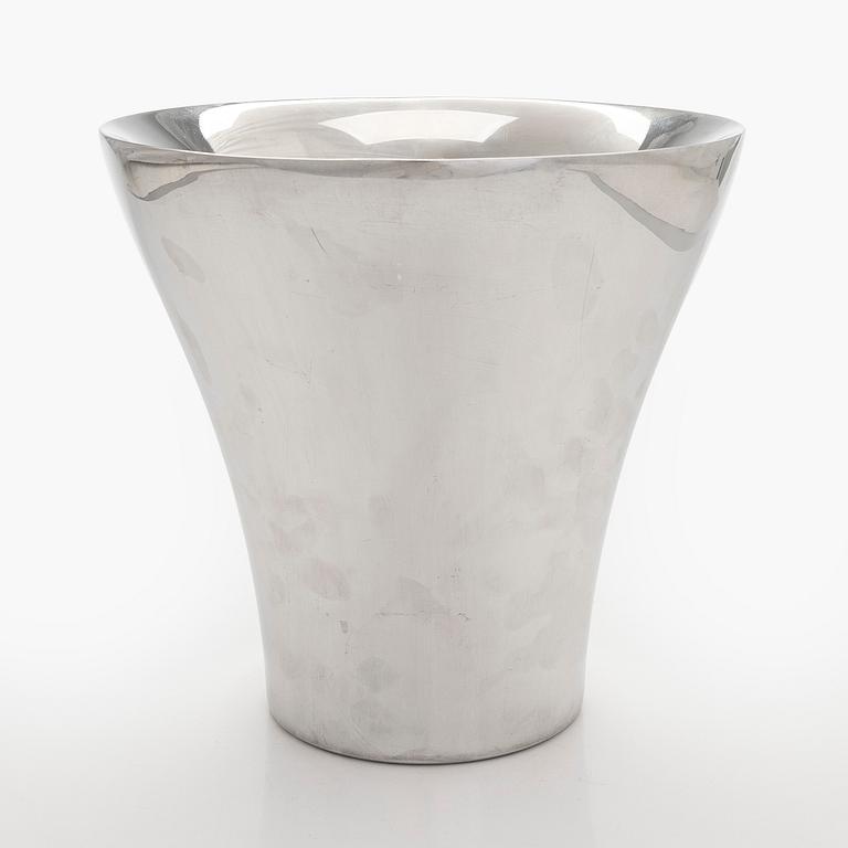 Eric Berthes, champagne cooler, Perrier-Jouët,  France.