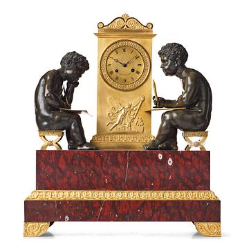 133. A "Mer Du Blanche, Mer Du Nord" mantel clock, French Empire, early 19th century.