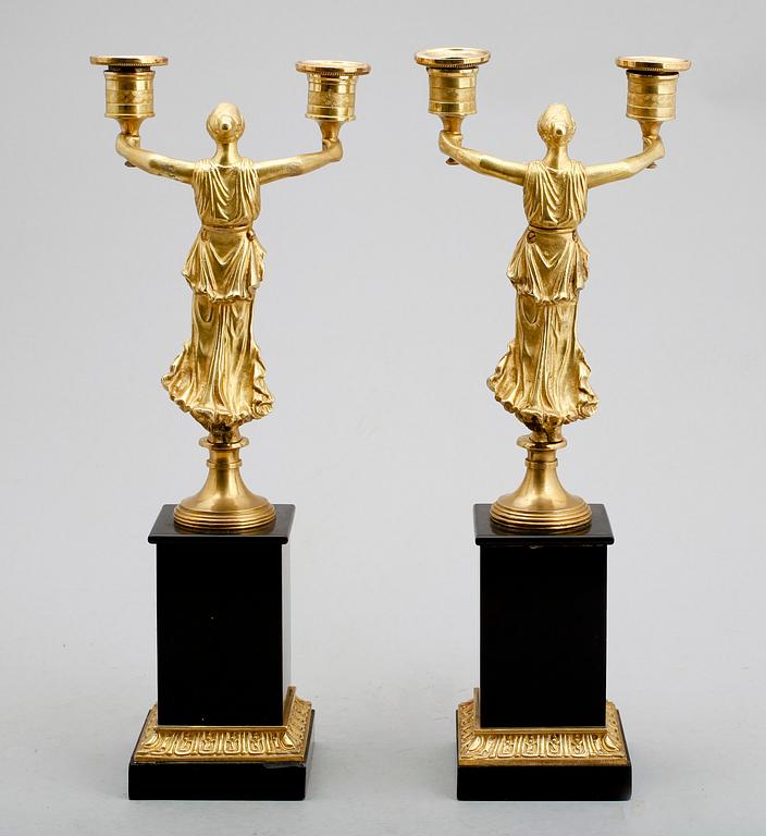 KANDELABRAR, 1 par, empirestil, sent 1800-tal.