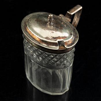 John Evans II, bordssurtout, silver, London 1839.