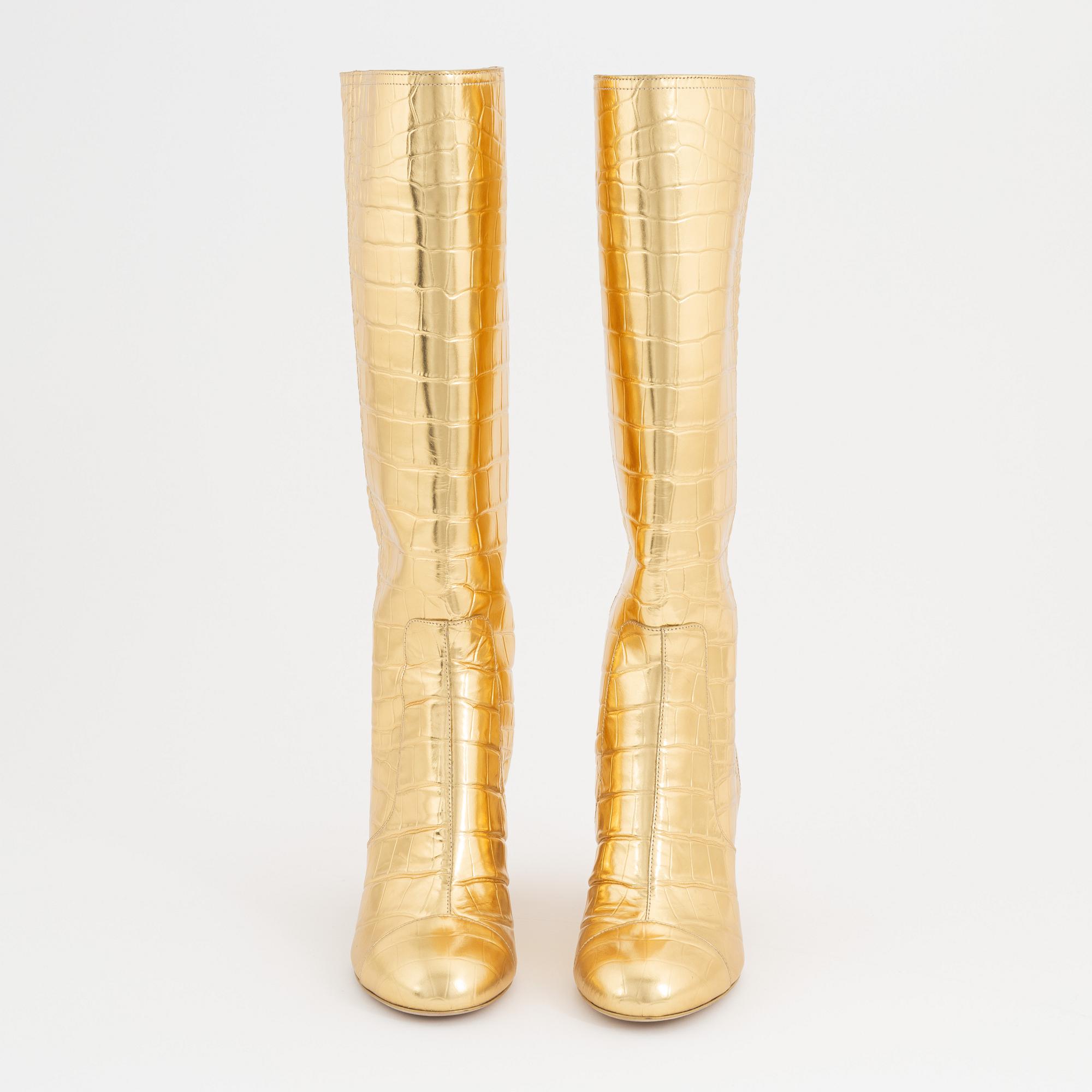 Chanel, boots, size 37C.