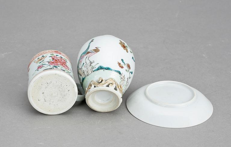 PARTI PORSLIN, 3 delar, Qingdynastin, Qianlong (1736-95).