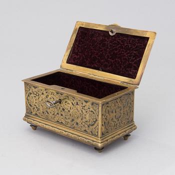 A Renaissance style brass box, Adolf Frankau & Co, London, from the late 19th century.