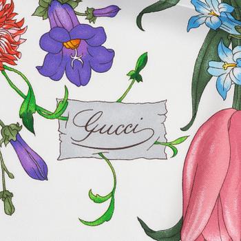 Gucci, scarf, "Flora".