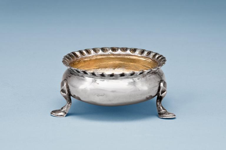SALTKAR, 84 silver, Alexander Jaschinov, probermästare. Tillverkare okänd mästare St. Petersburg ca 1825. Vikt 80 g.