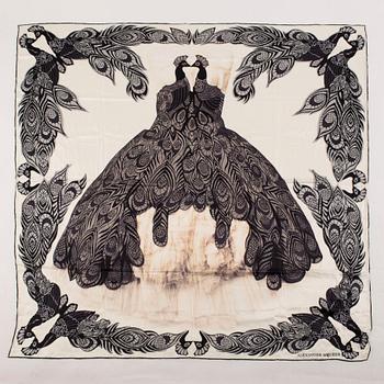 ALEXANDER MCQUEEN, shawl.
