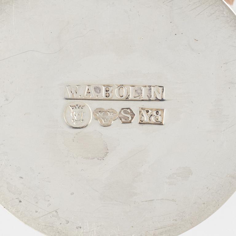 Bägare och skål med lock, silver, Stockholm, 1949-61.