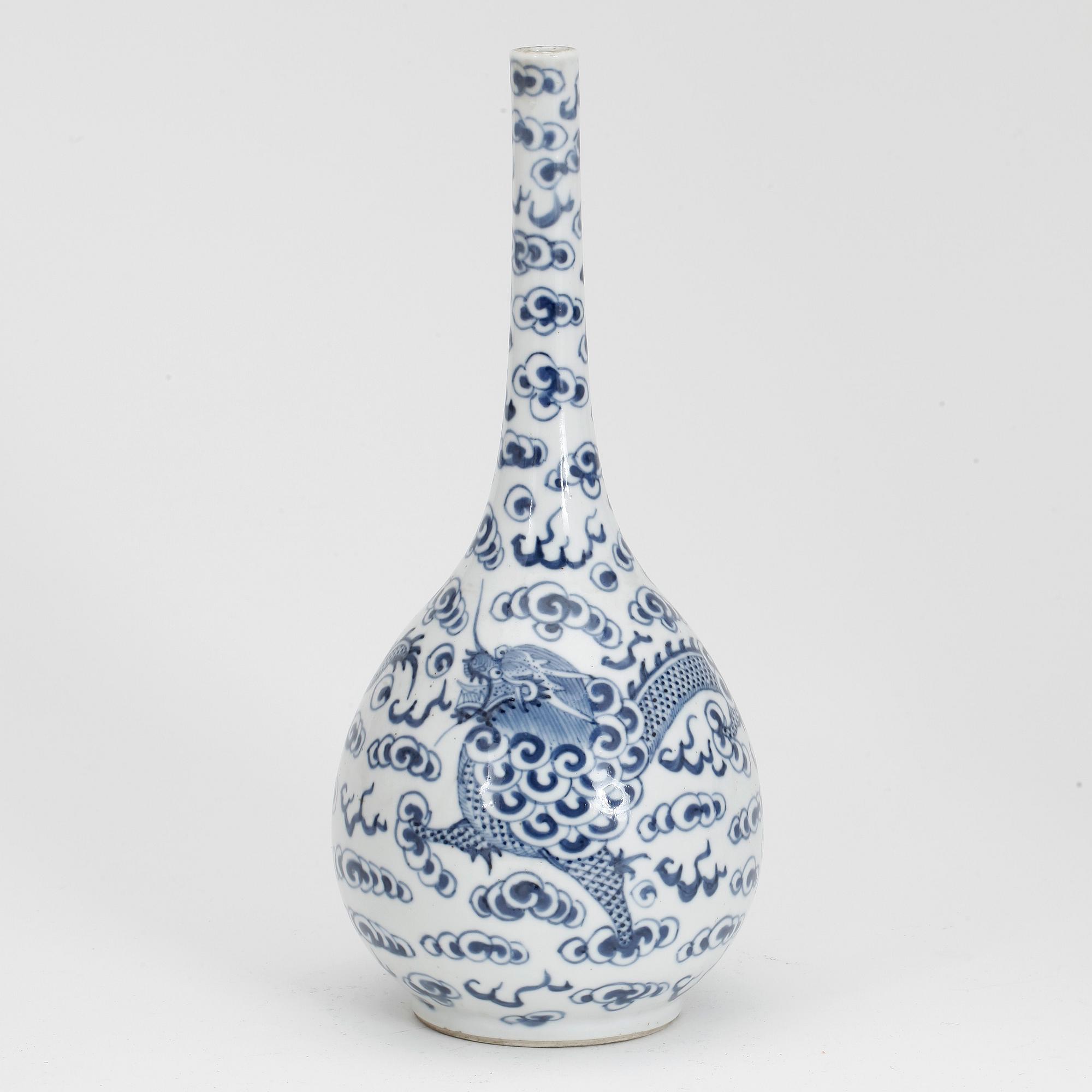 VAS, porslin, Kangxistil, Kina.
